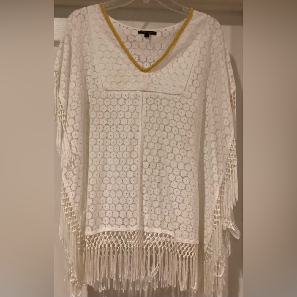 ALBERTO MAKALI White Floral Crochet Lace Fringe Beaded Dolman top/Tunic/Cover Up